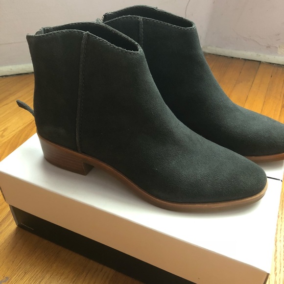 Dolce Vita suede boots 8.5 New In Box - Picture 1 of 10